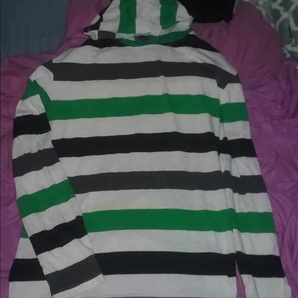 Lightweight pullover sweater